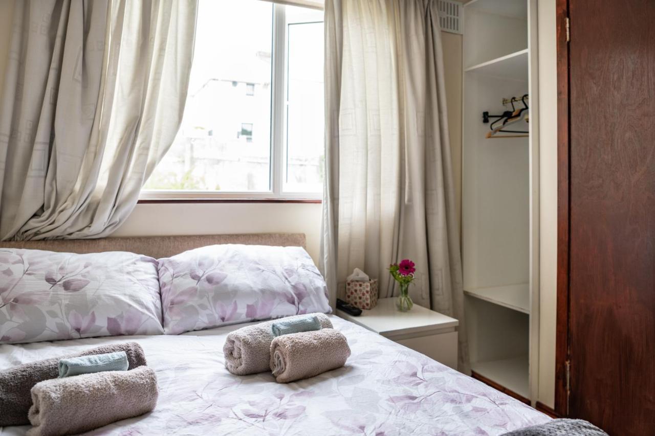 กลีน-นา-สมอล Bed & Breakfast โฮวท์ ภายนอก รูปภาพ