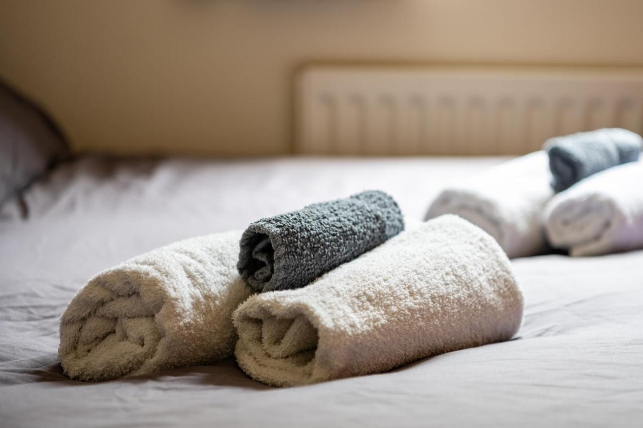 กลีน-นา-สมอล Bed & Breakfast โฮวท์ ภายนอก รูปภาพ